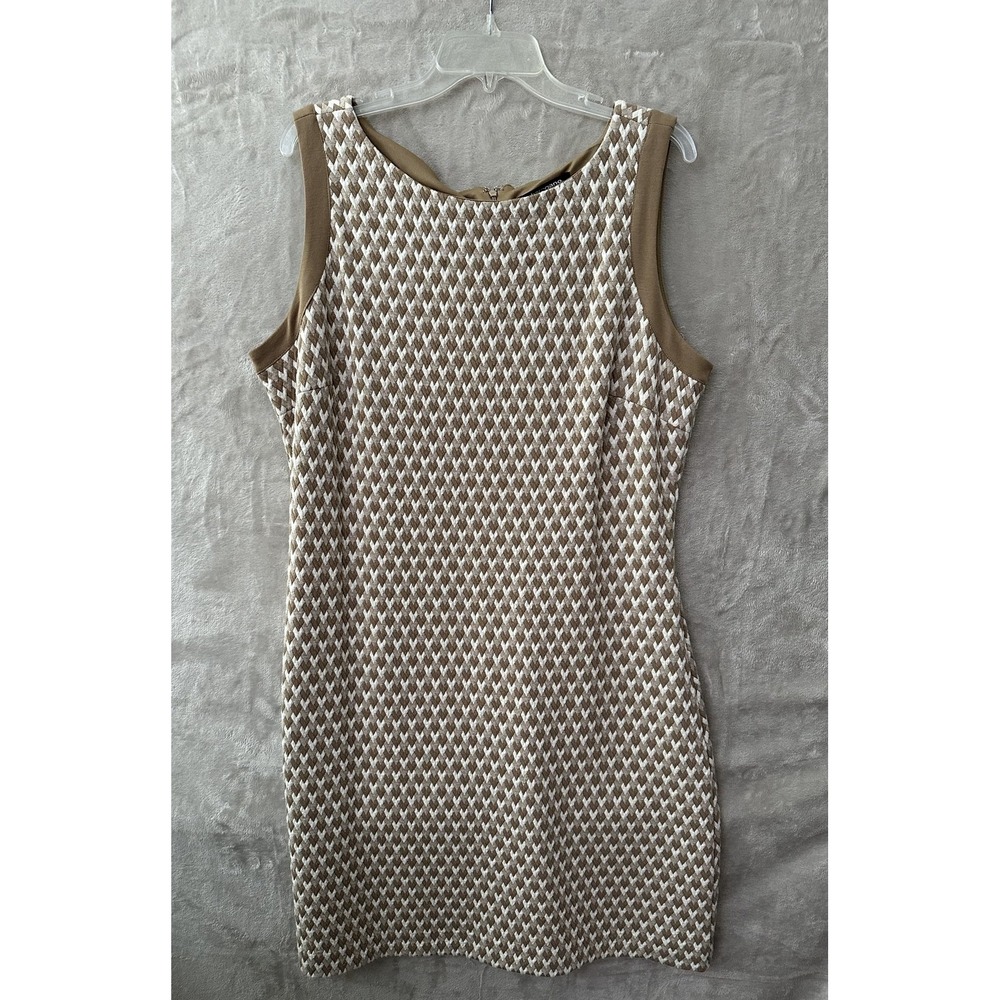 Sharagano Dress Womens Size 16 Tan White Textured Sleeveless Knit Sheath Classic